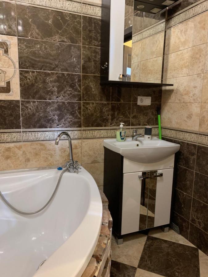 Apartment In Sacyjalistycnaja 39 Hrodna Kültér fotó